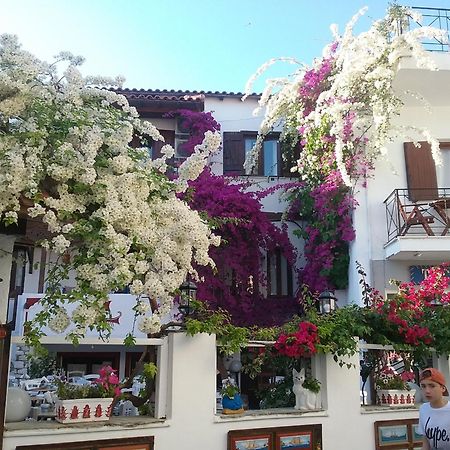 Mouria Hotel Skiathos Town Exterior photo