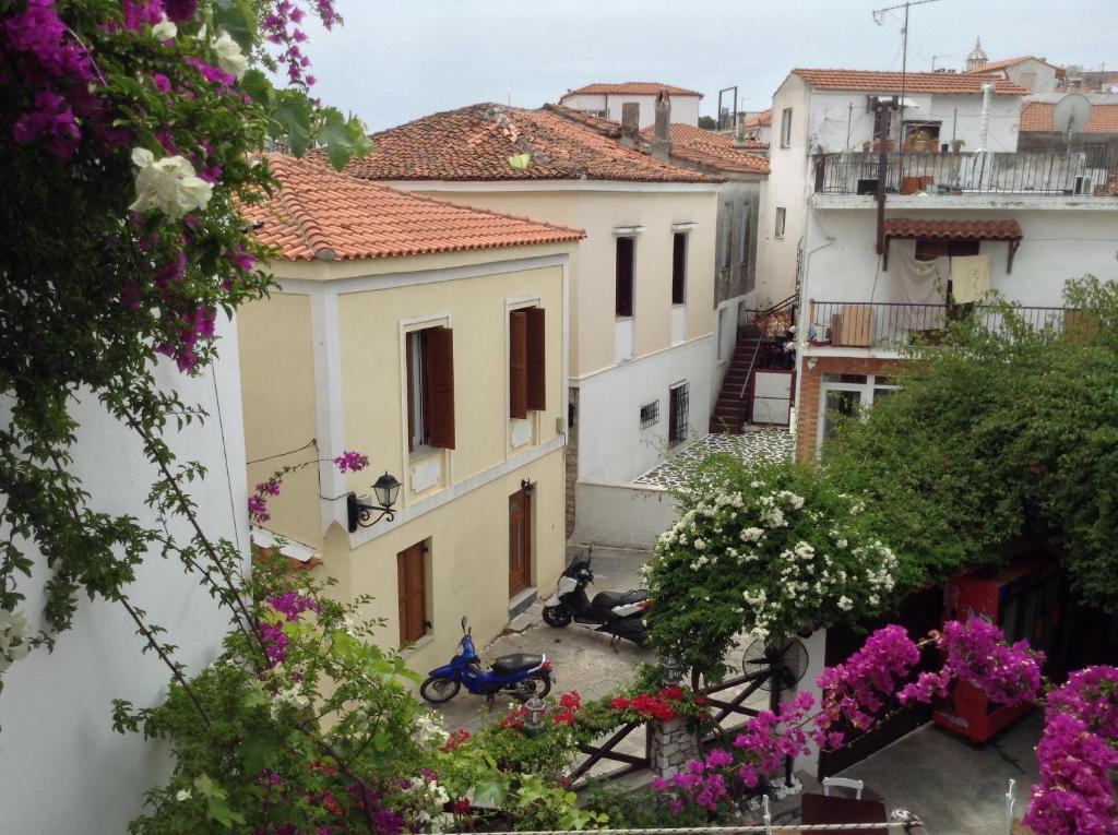 Mouria Hotel Skiathos Town Exterior photo
